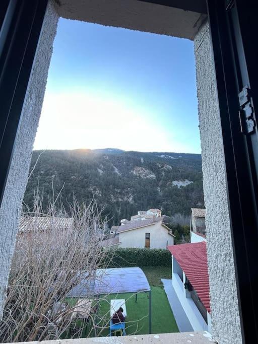 ラ・コーマ・イ・ラ・ペドラ Casa Cal Gansoletaヴィラ エクステリア 写真
